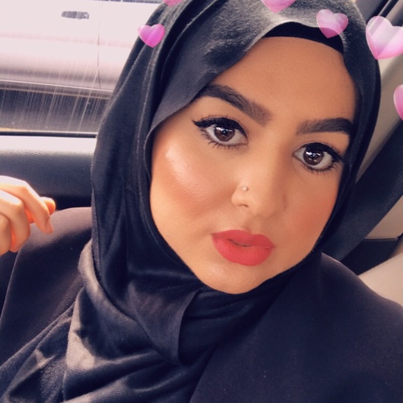 Meet your Posher, Zolaykha - Picture 1 of 1